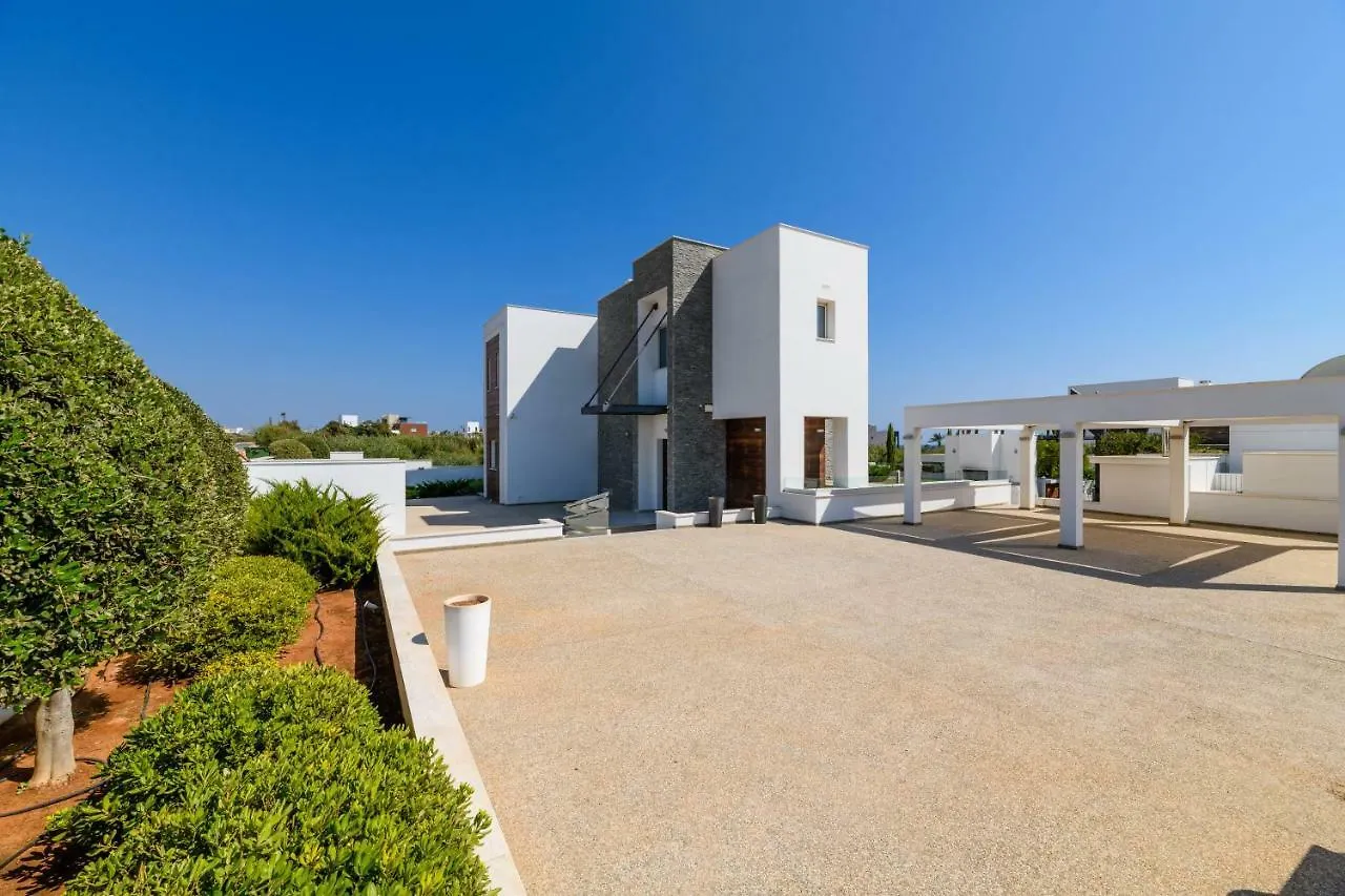 Ruidoso Luxury Seafront Villas Ayia Napa Cyprus